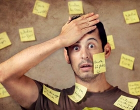 Phân biệt đãng trí và sa sút trí tuệ chỉ với 4 dấu hiệu